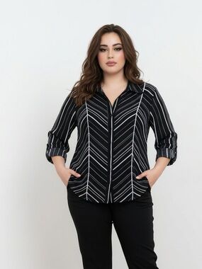 Addition Elle Black and White Geometric Button Down Shirt| 90S Mom